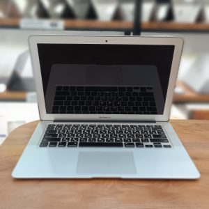 مک بوک ایر i7 8/512 مدل 2017 سایز 13 اینچ نقره ای کارکرده